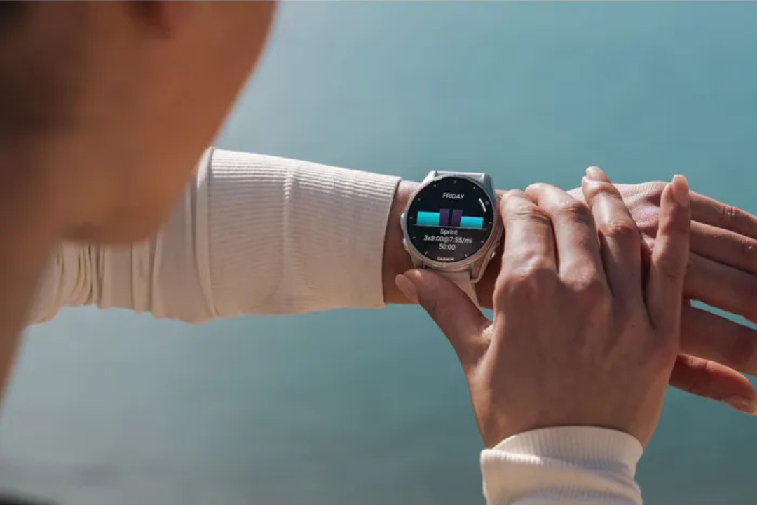 Montre Garmin idée cadeau Saint-valentin pour les adeptes de l'électronique