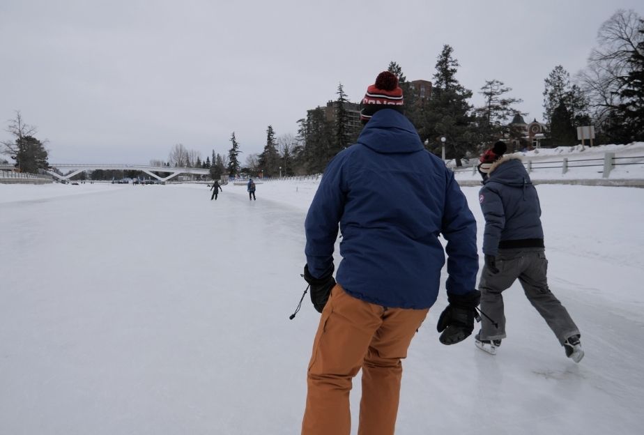 Patinage au canal Rideau, à Ottawa