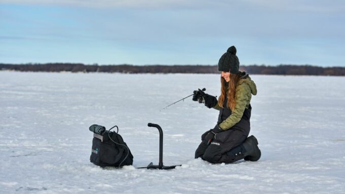 Ice fishing sonars Ashley rae