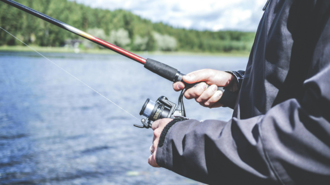 COMMENT CHOISIR LA LONGUEUR DE SA CANNE À PÊCHE