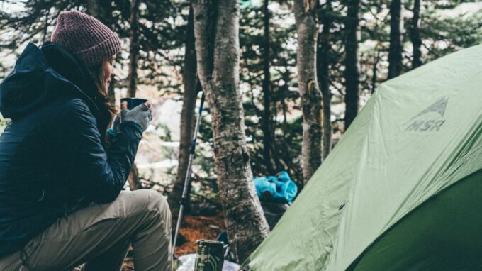 Essentiels de camping et randonnée