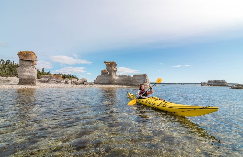 Faire du kayak au parc national de l’Archipel-de-Mingan