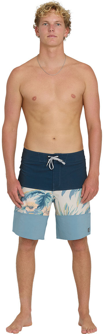 Tribong Pro Boardshorts - Men's 