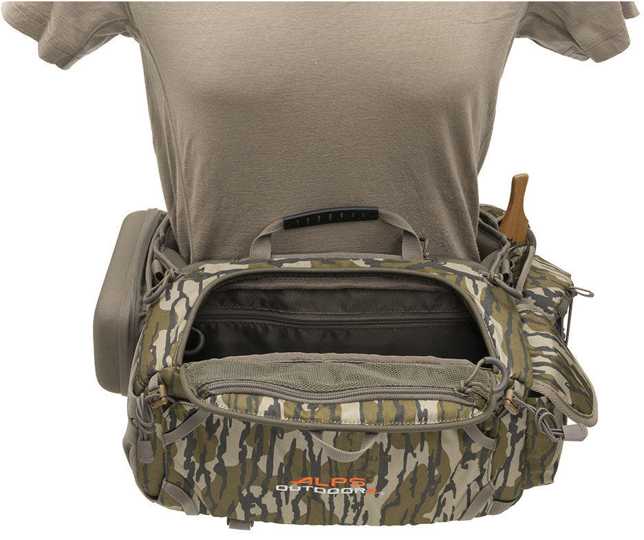 Turkey Tracker Hunting Harness Bag
