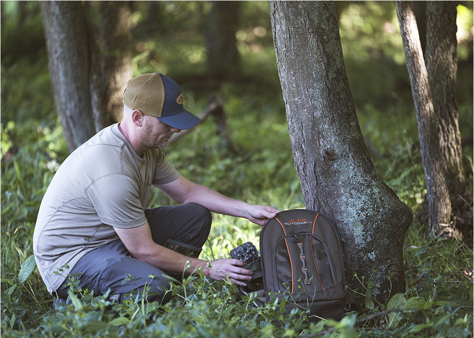 Motive Hunting Backpack