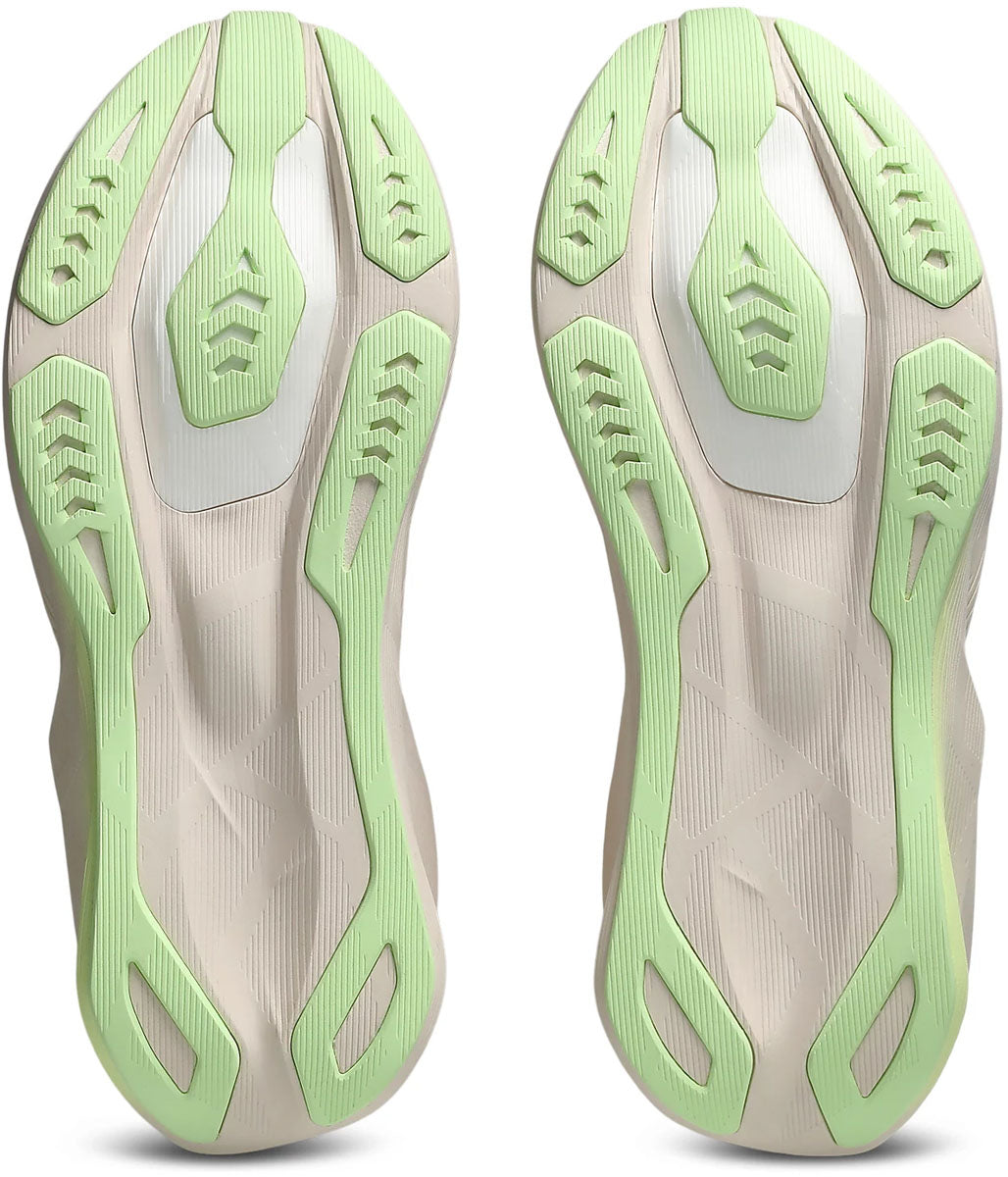 Novablast 6 Running Shoes - Women's 