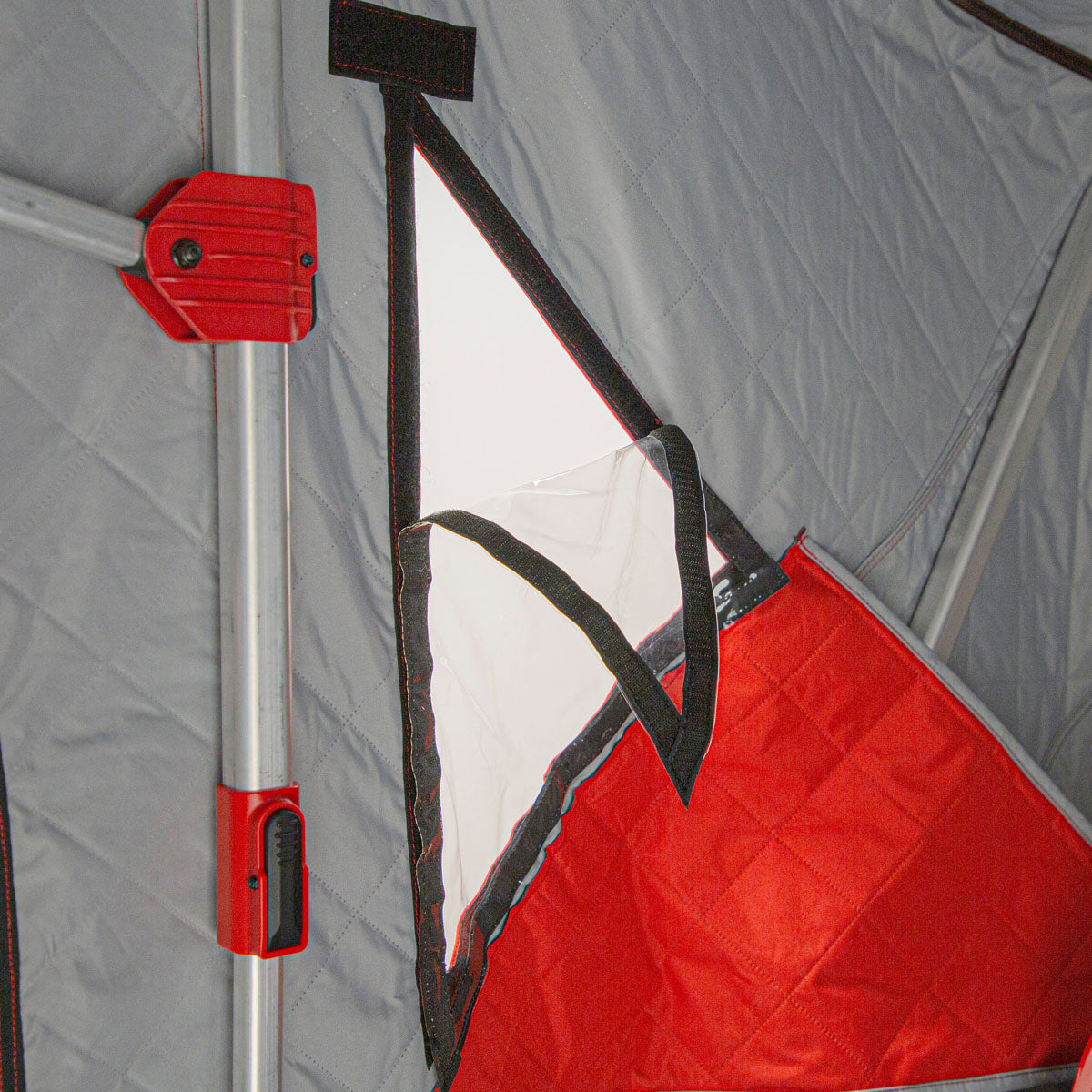 Eskape 2000 Ice Fishing Shelter