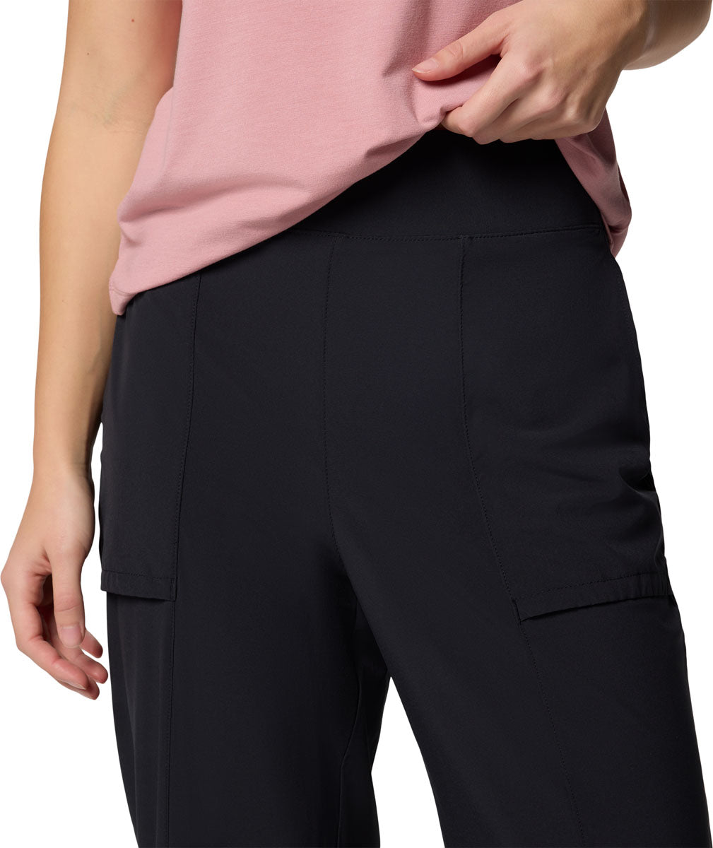 Boundless Beauty II Capri Pants - Women's