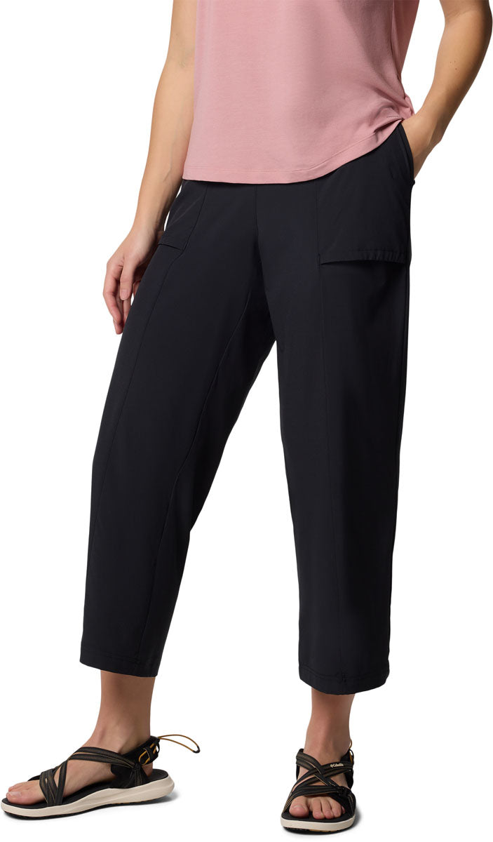 Boundless Beauty II Capri Pants - Women's