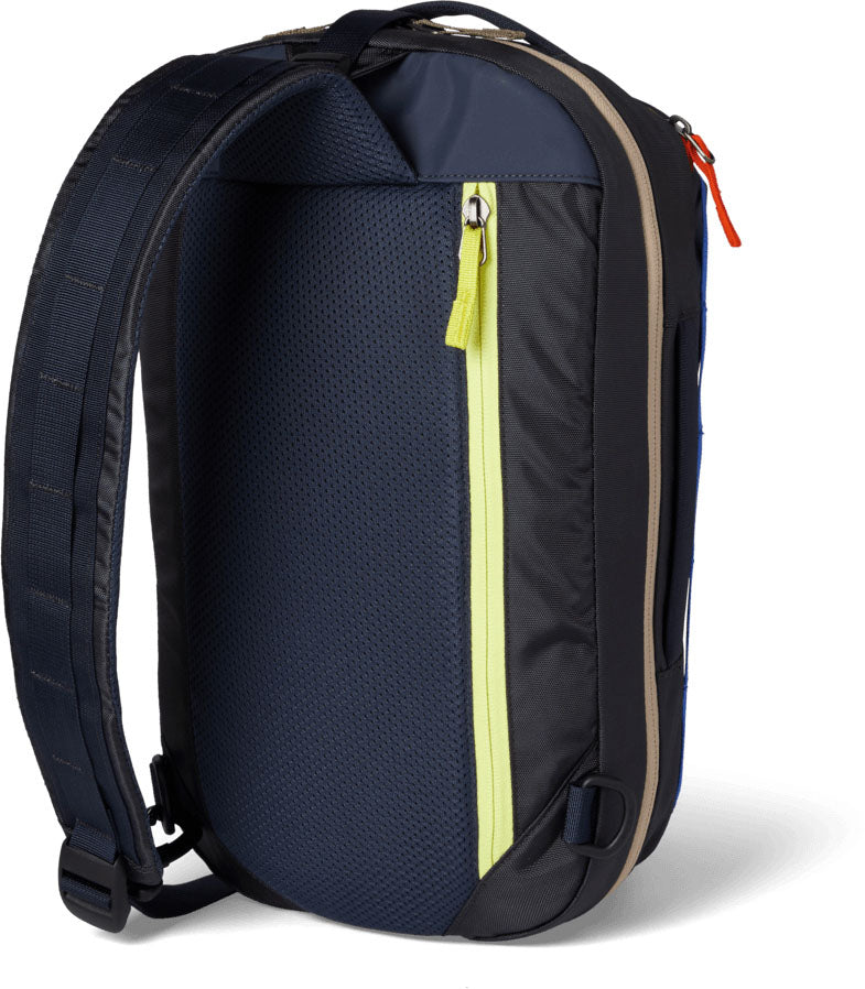 Chasqui Crossbody Bag - 13 L