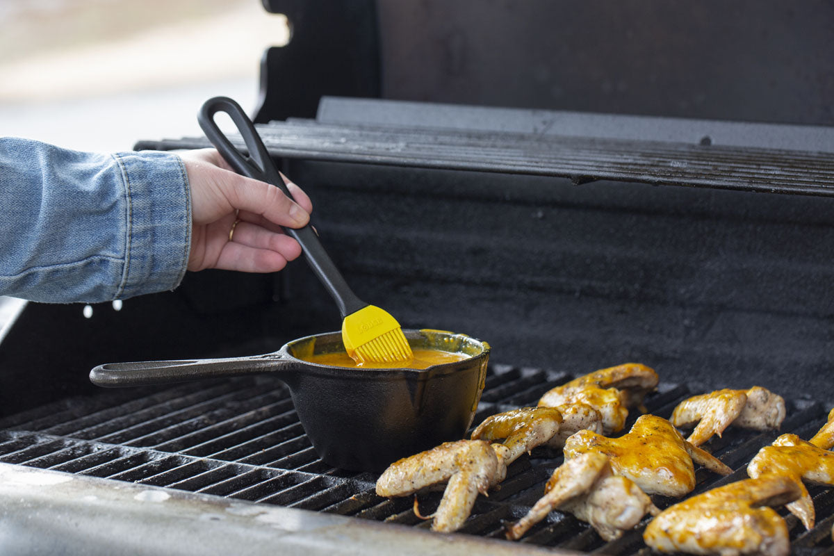 Cast Iron Skillet with Silicone Brush