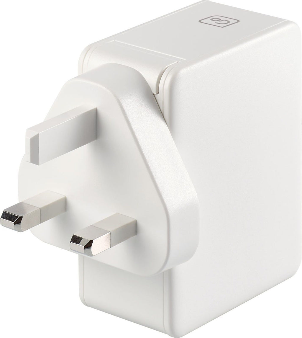 Worldwide USB Charger with 4 USB Ports