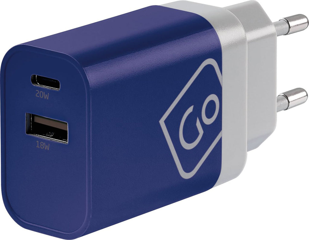USB-A and USB-C Worldwide Charger