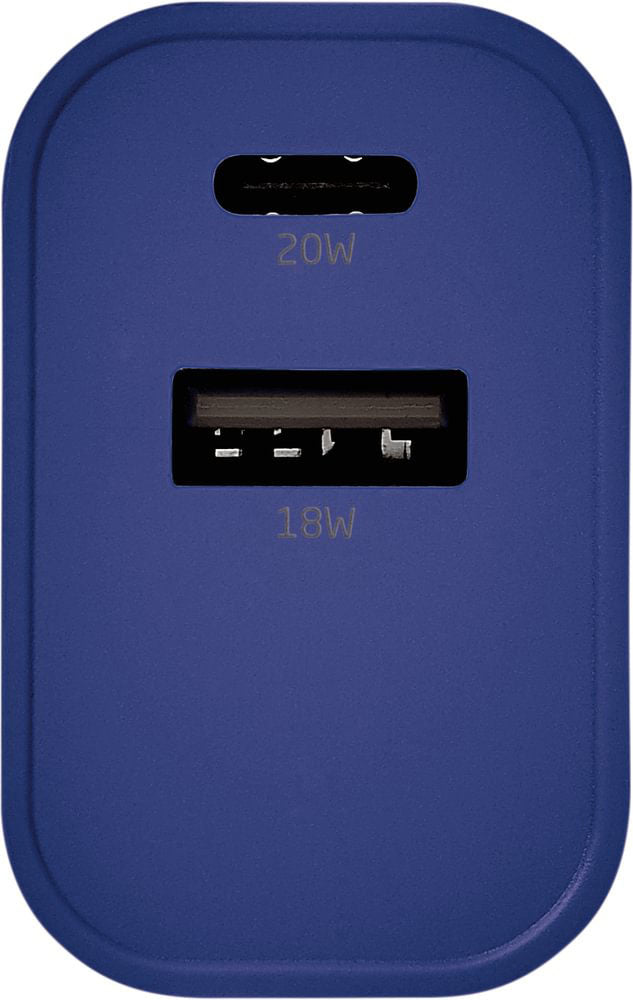 USB-A and USB-C Worldwide Charger