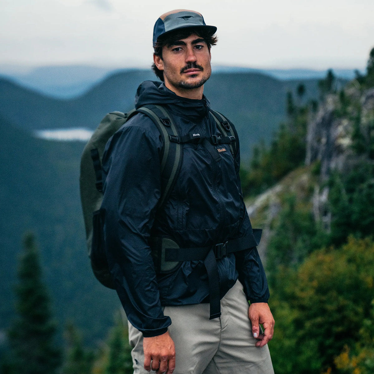 Dome Windbreaker Jacket - Men's 