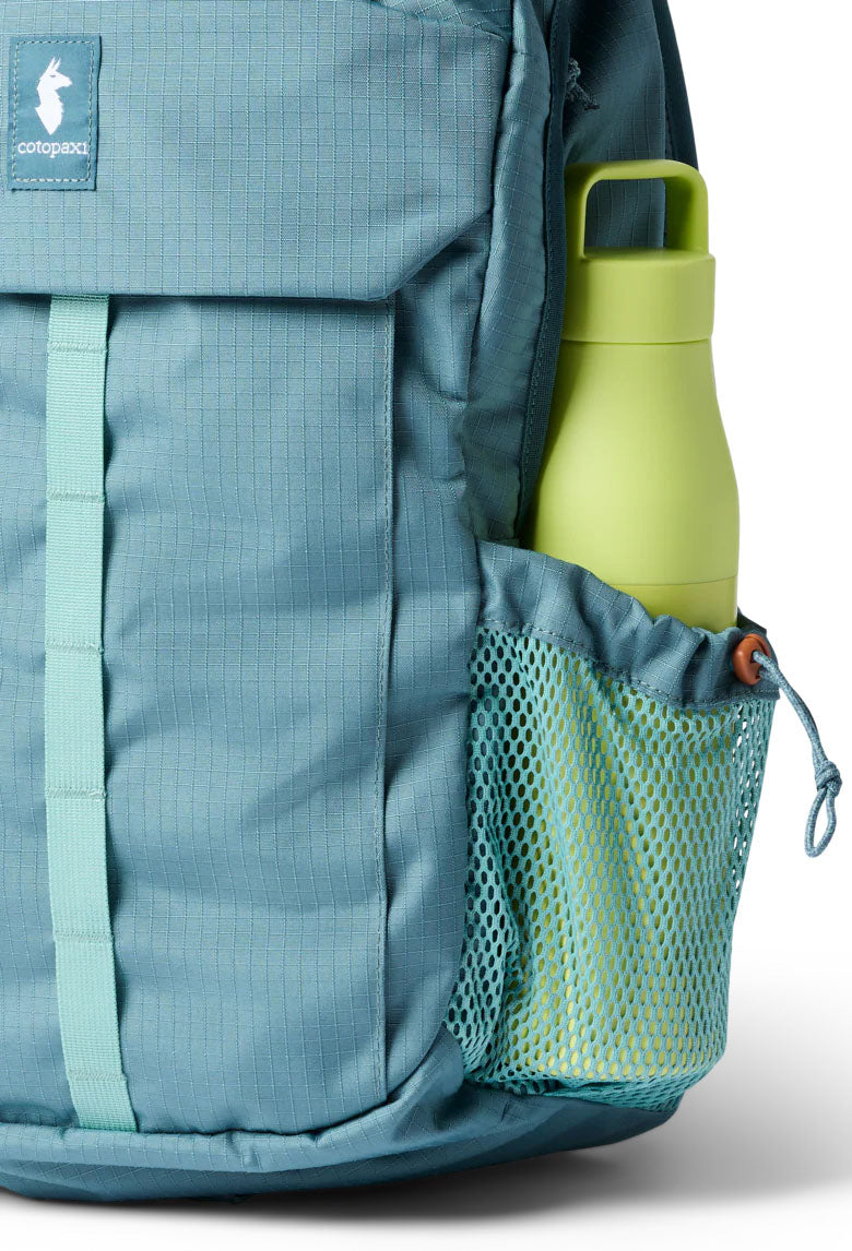 Clase 28 L Day Backpack