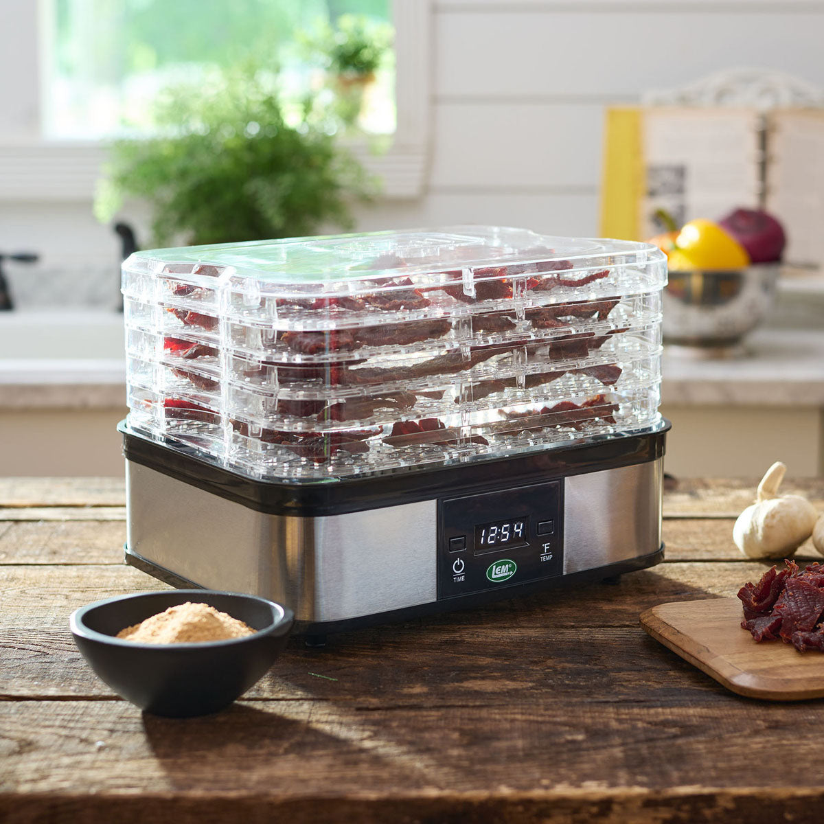 Dehydrator