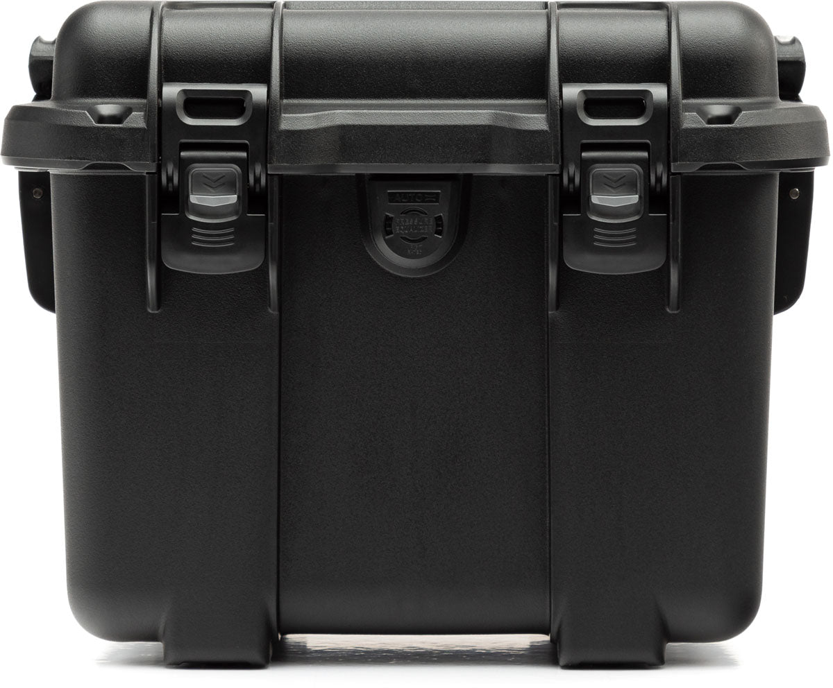 Trail 10 Compact Waterproof Hard Case - 11.2 L