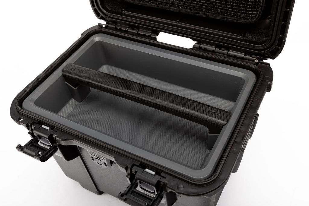 Trail 10 Compact Waterproof Hard Case - 11.2 L
