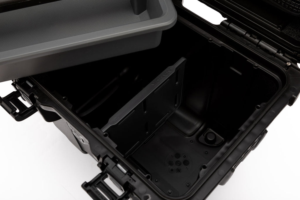 Trail 10 Compact Waterproof Hard Case - 11.2 L