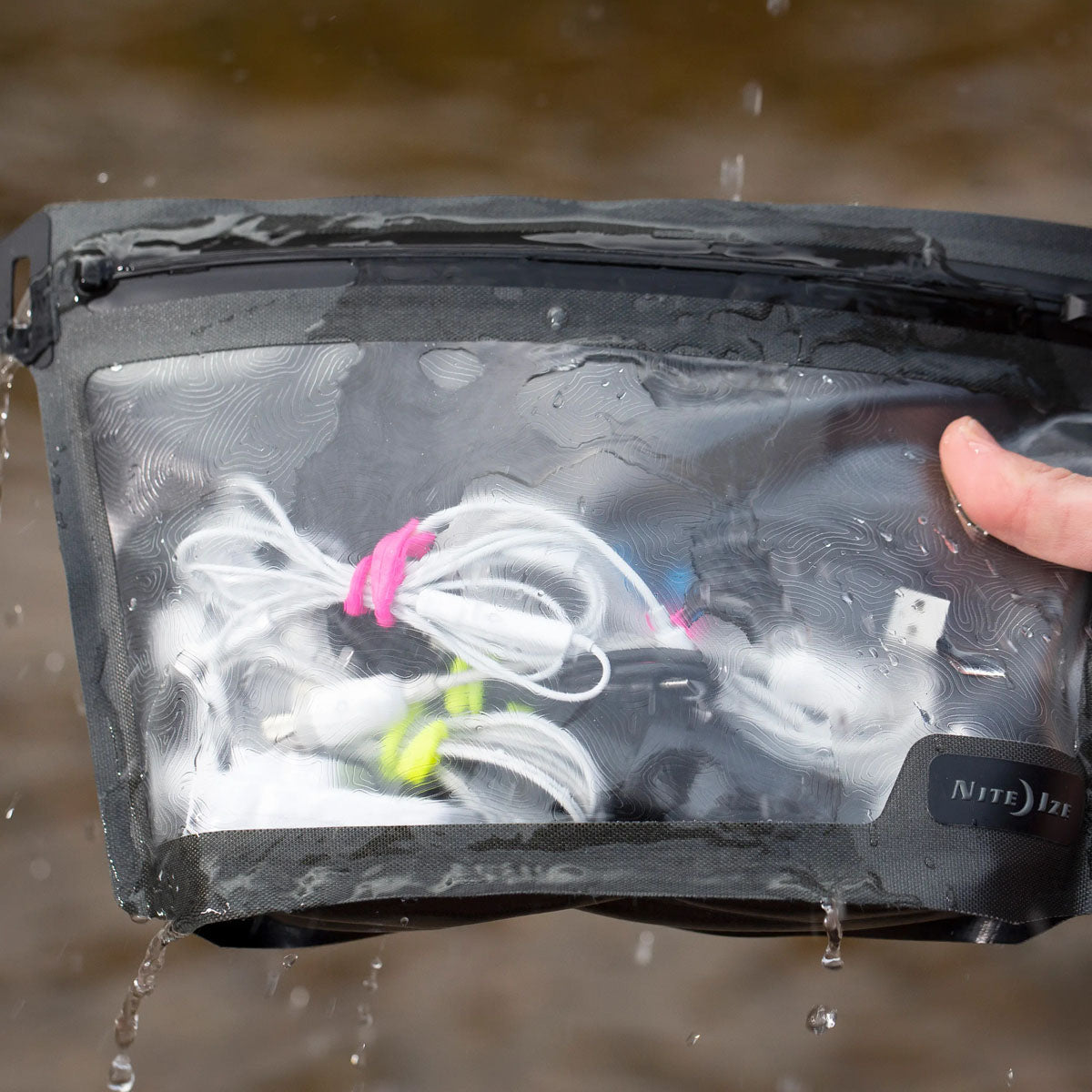 RunOFF 3-1-1 Waterproof Pouch