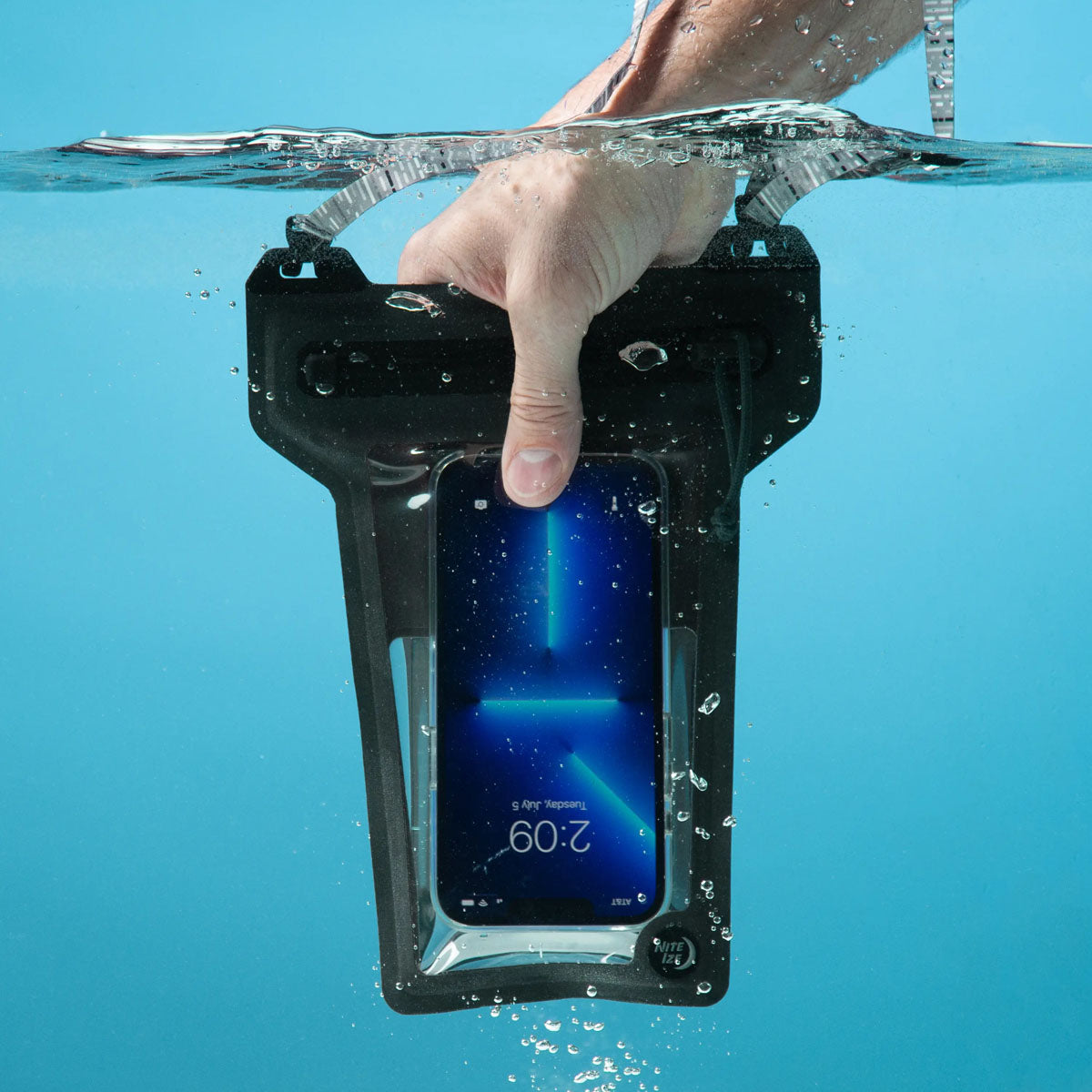 RunOff Waterproof Phone Pouch