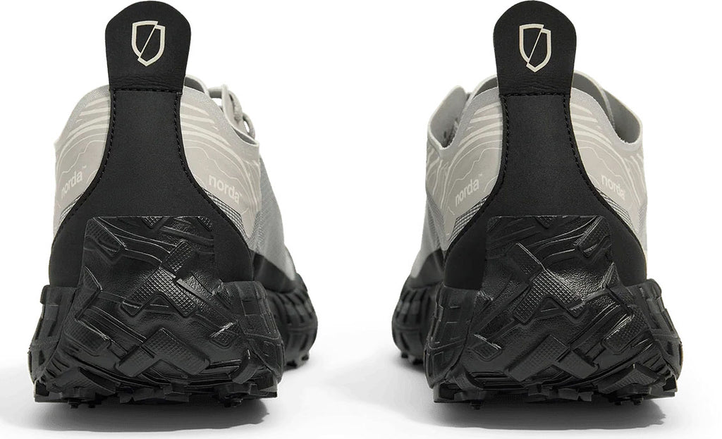 001A Trail Running Shoes - Men's 