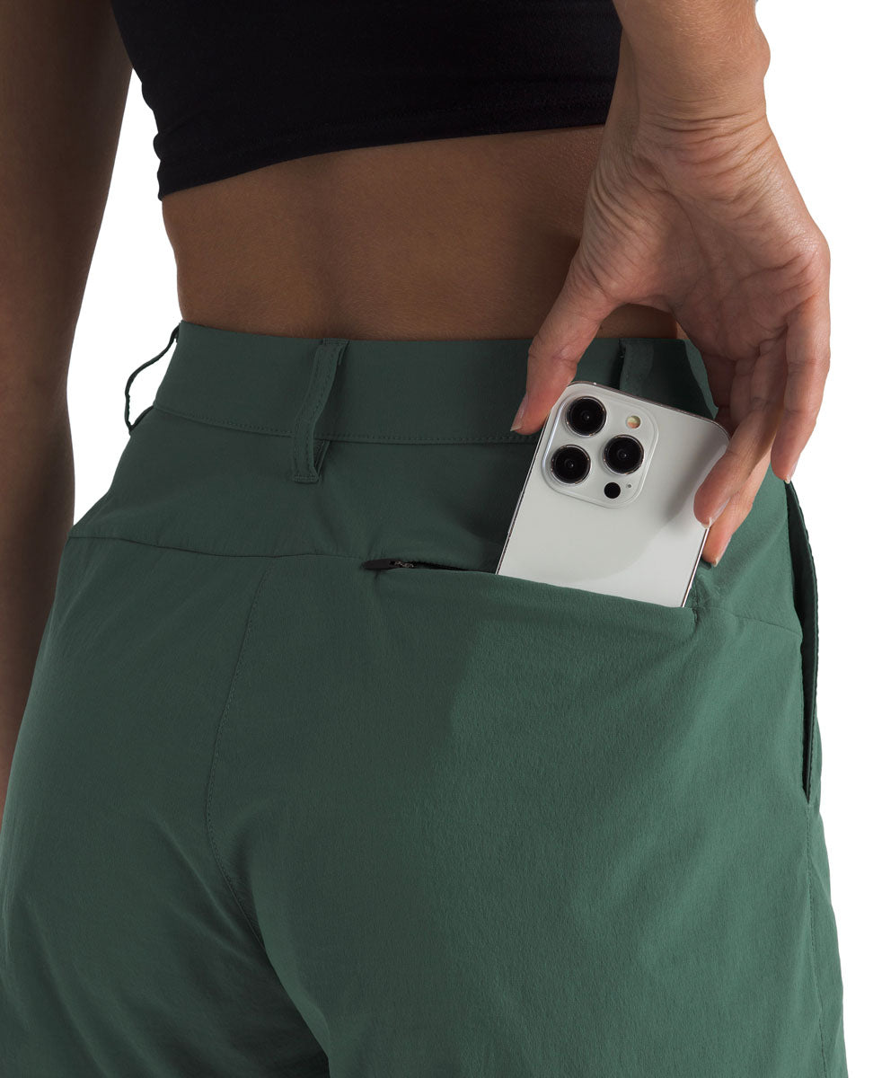 Basin Shorts - Women's 