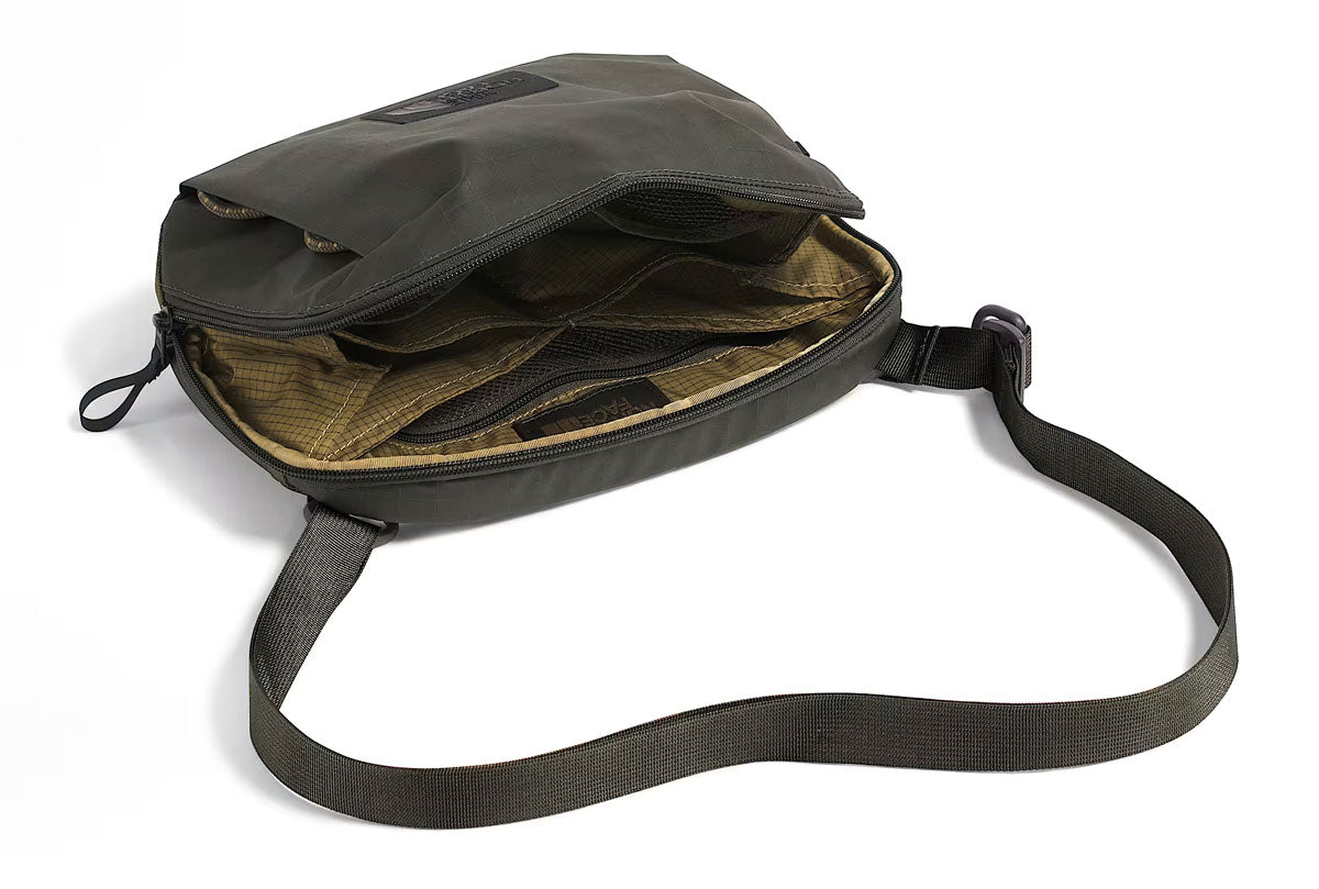 Base Camp Voyager Pro Crossbody Bag - 4 L