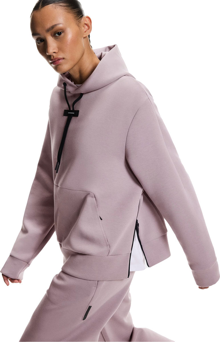 Focus Tech Pullover Hoodie - Women's