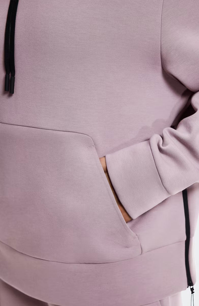 Focus Tech Pullover Hoodie - Women's