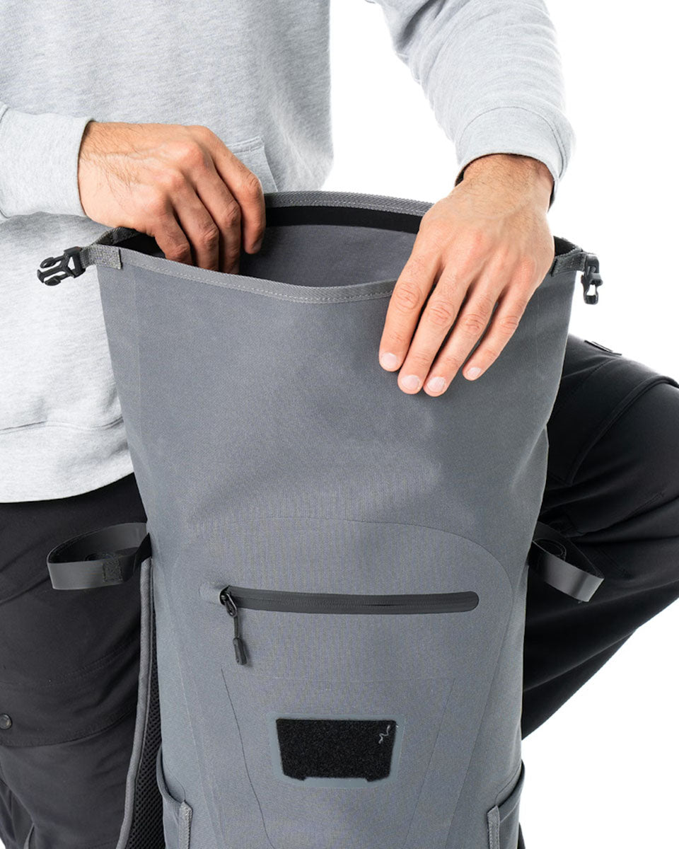 Experience Rolltop Fishing Backpack - 21 L