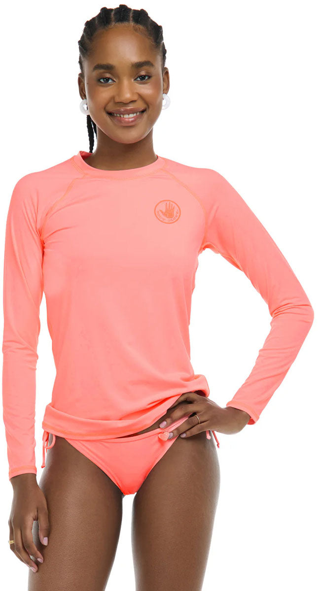 Sleek Women's Rash Guard